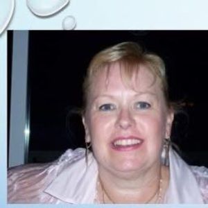 Meet your Posher, Eva